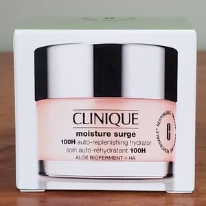 Clinique Moisture Surge 100H Hydrator